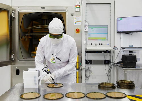 苹果宣布动用其先进制造基金 授予光学制造商4.1亿美元